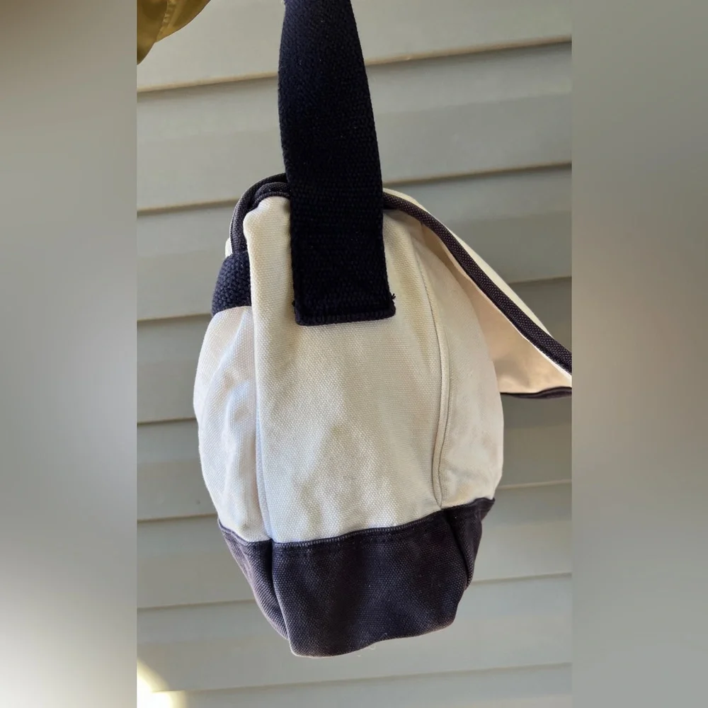 VTG- Polo Ralph Lauren canvas messenger/ shoulder bag with the embroidered logo